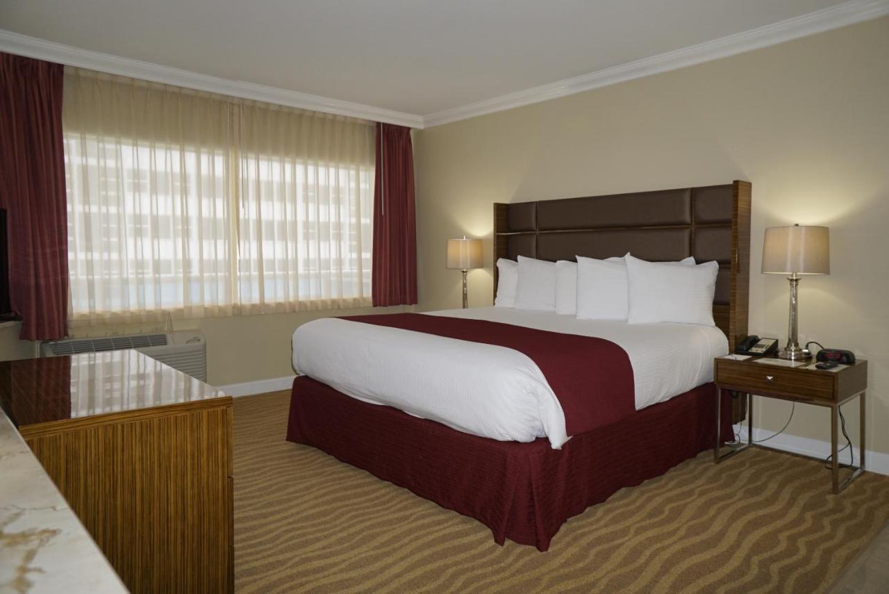 โอเชียน สกาย โฮเต็ล แอนด์ รีสอร์ต Hotel ฟอร์ต ลอเดอร์เดล ภายนอก รูปภาพ
