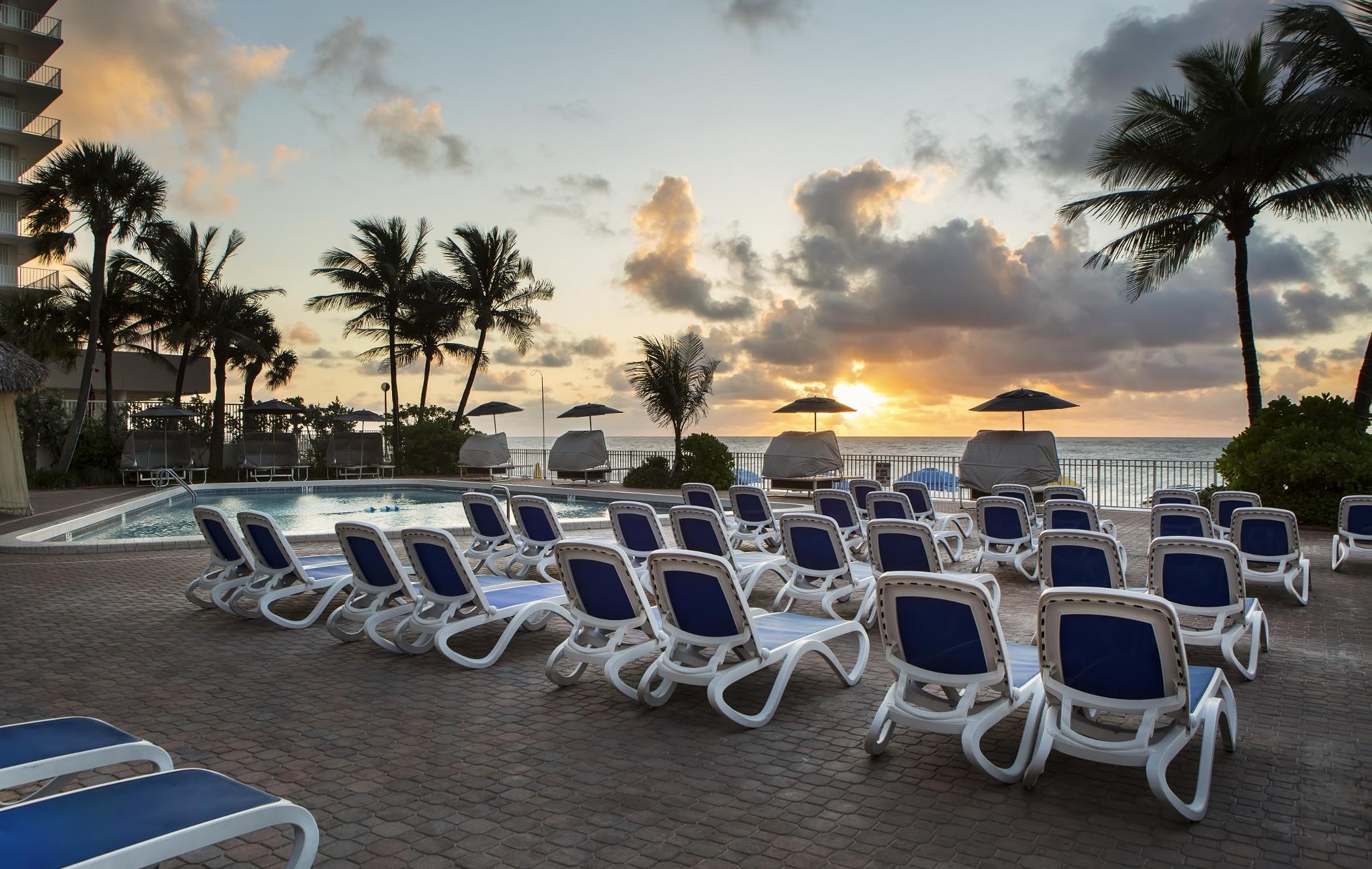 โอเชียน สกาย โฮเต็ล แอนด์ รีสอร์ต Hotel ฟอร์ต ลอเดอร์เดล ภายนอก รูปภาพ