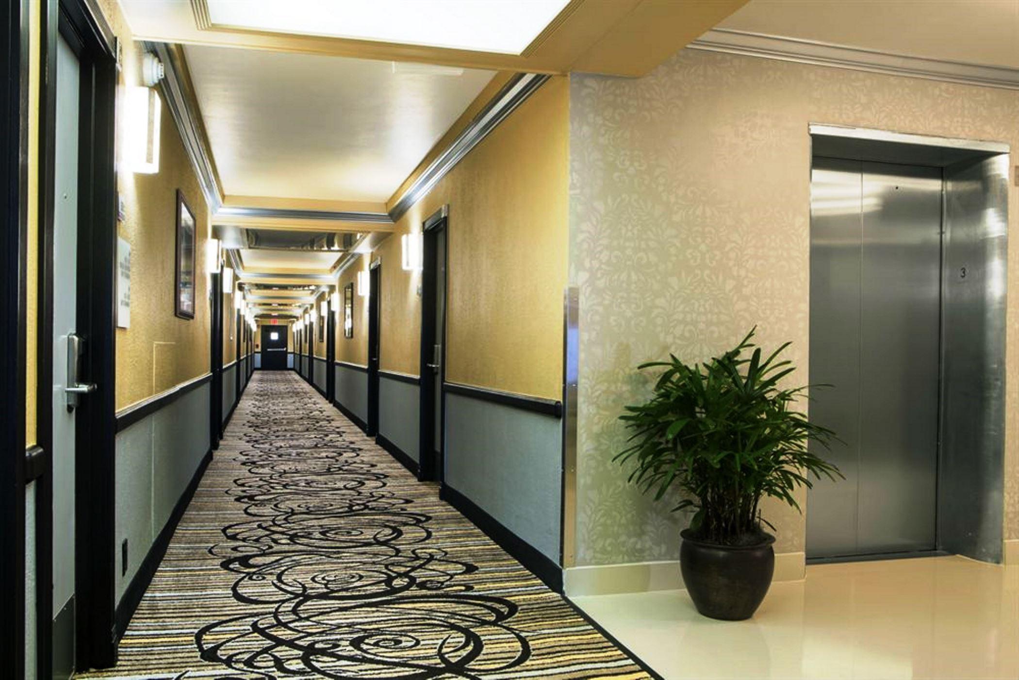 โอเชียน สกาย โฮเต็ล แอนด์ รีสอร์ต Hotel ฟอร์ต ลอเดอร์เดล ภายนอก รูปภาพ