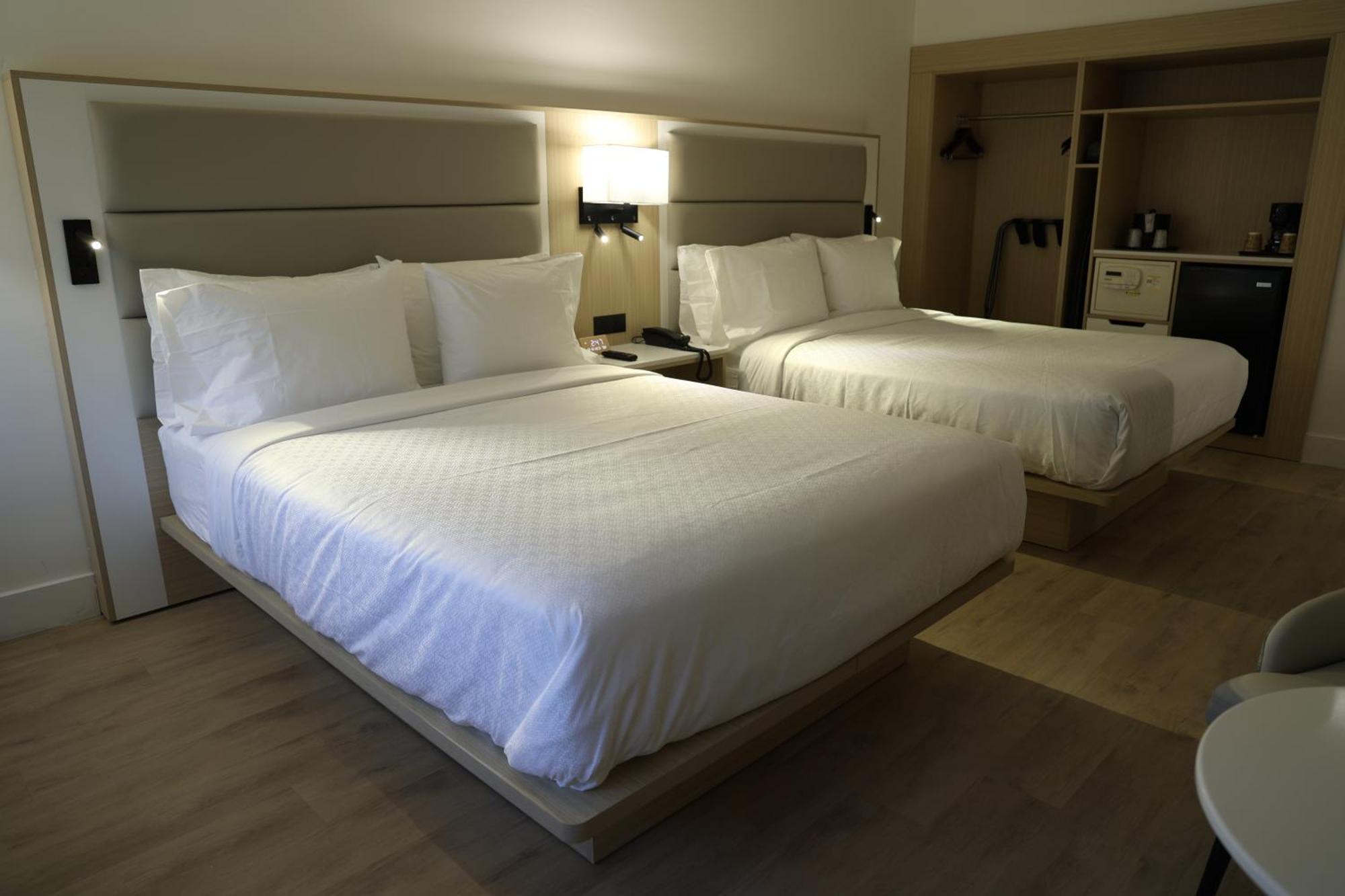โอเชียน สกาย โฮเต็ล แอนด์ รีสอร์ต Hotel ฟอร์ต ลอเดอร์เดล ภายนอก รูปภาพ